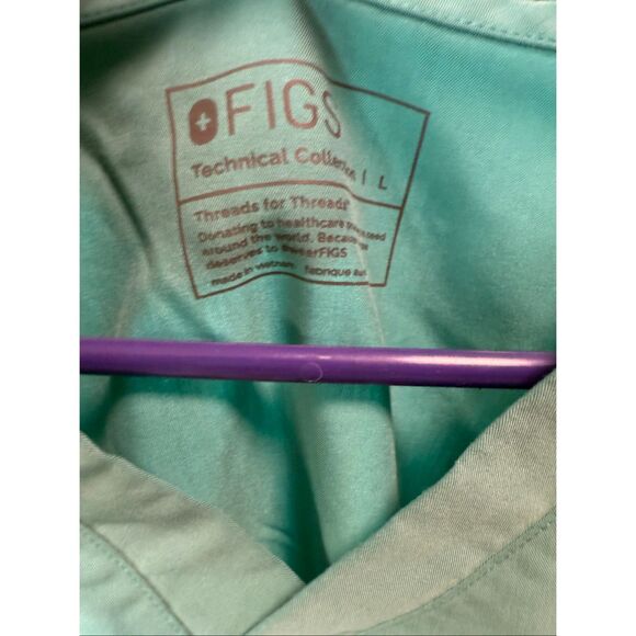 FIGS SCRUB TOP LARGE - Picture 5 of 5